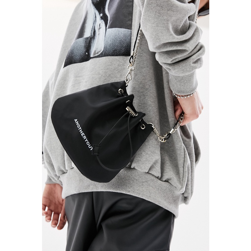 Túi Đeo Chéo Dây Rút Chất Liệu Nylon Phong Cách Vintage