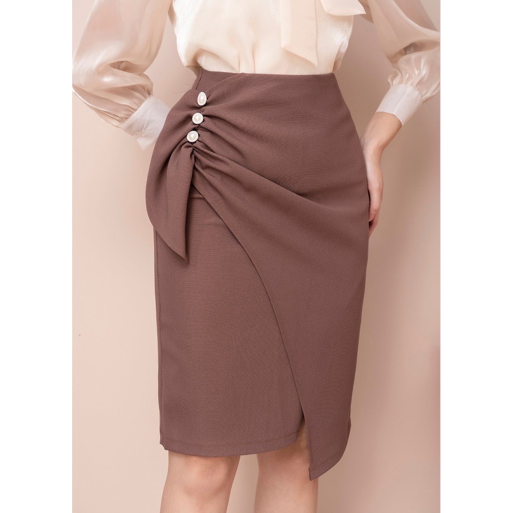 Chân váy bút chì vạt lệch ( giá sale) còn BE, NÂU | BigBuy360 - bigbuy360.vn