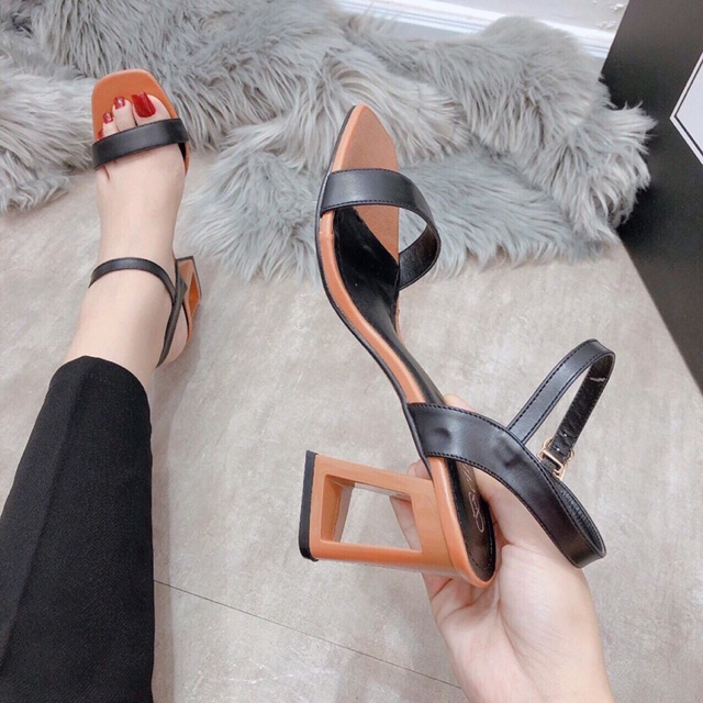 [Xưởng giày VNXK] Giày sandal gót nâu lỗ mẫu mới da lì cực chảnh hot hit