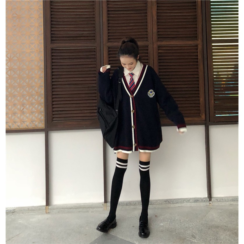 [ORDER]   Áo len Cardigan huy hiệu dáng rộng cổ V Style học sinh Hàn Quốc
