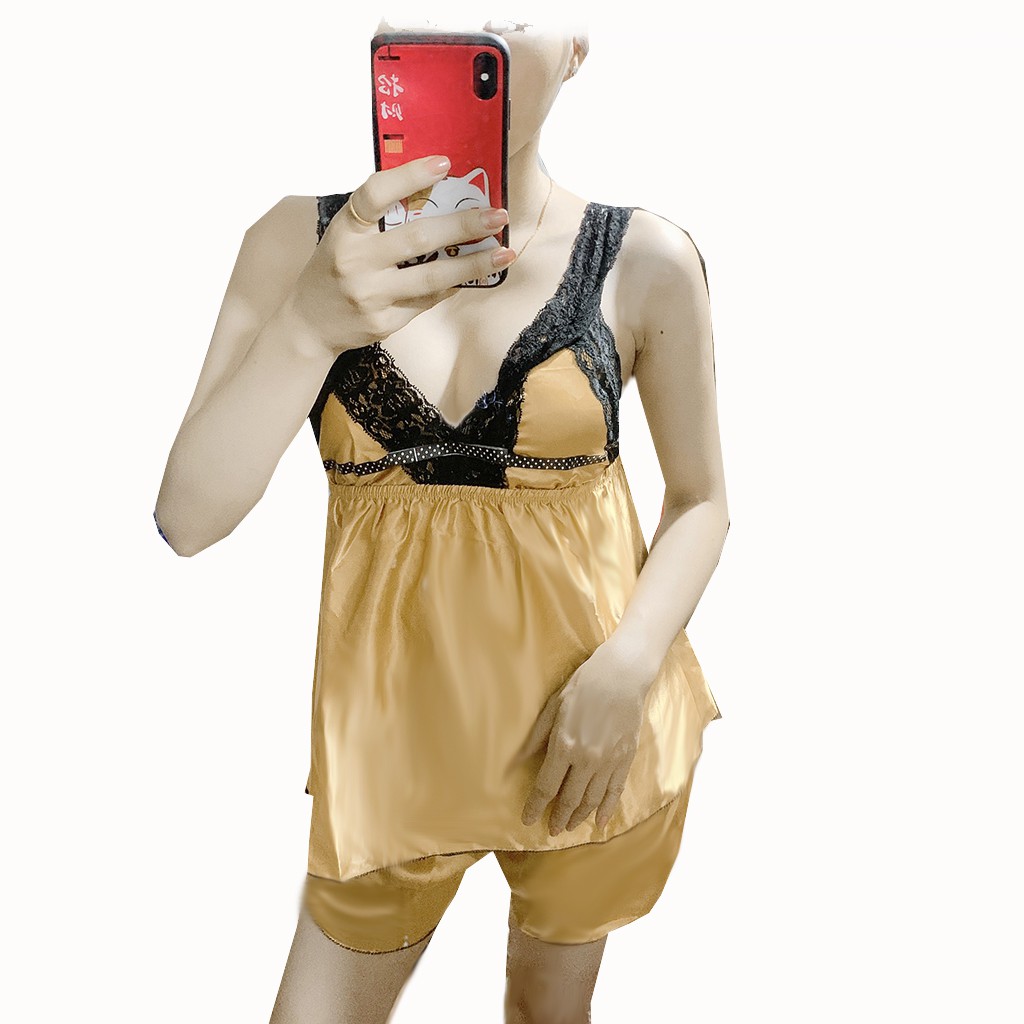 Đồ ngủ lụa có dây ren đen, chất phi bóng trơn mịn, ren đen vòng cổ và ngực, đính dây nơ ruy băng xinh xắn, sexy DN17