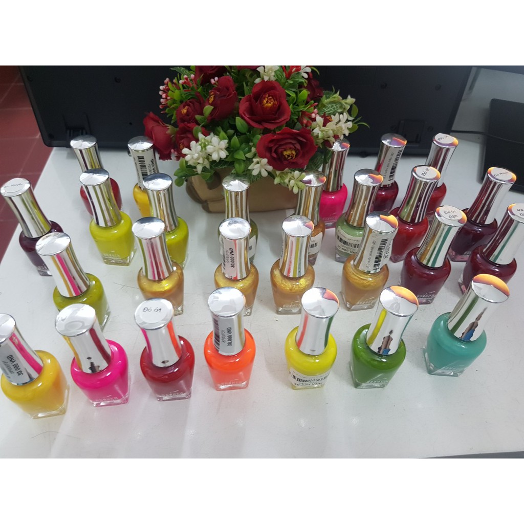Sơn móng tay chân Bronco Nail Lacquer