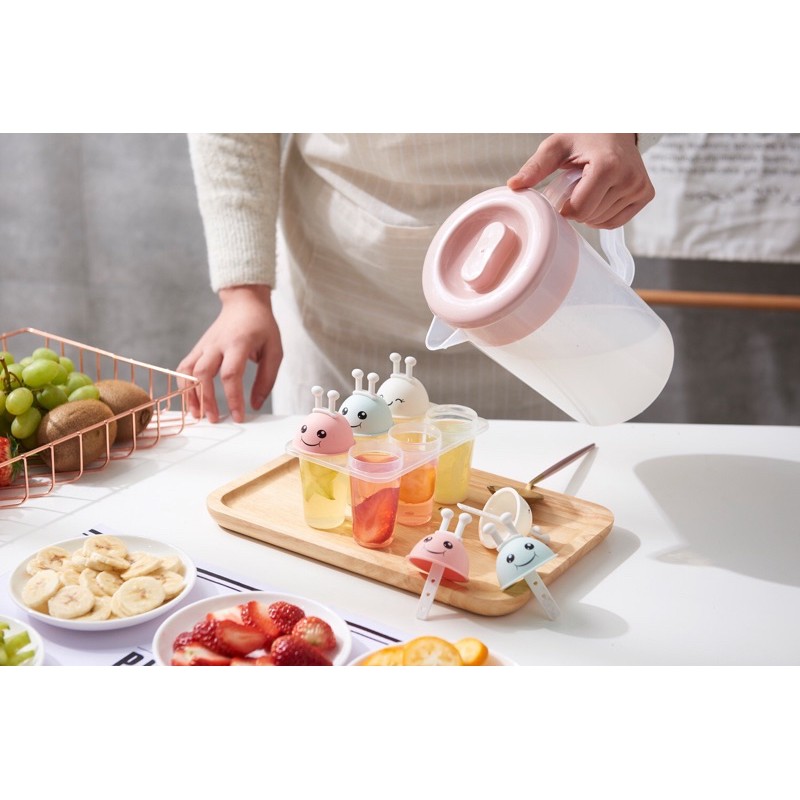 Khuôn làm kem hoạt hình tiện lợi