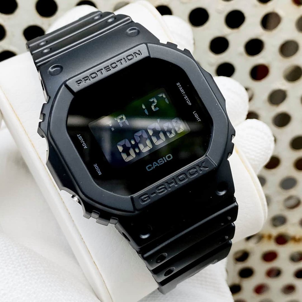 Đồng hồ nam Casio GSHOCK DW-5600BB-1CR dây cao su mặt kính chống nước hiện thị ANALOG chính hãng | BigBuy360 - bigbuy360.vn