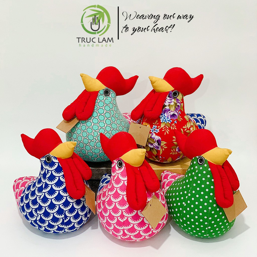 Đồ Chơi Cho Bé Thú Nhồi Bông Hình Con Gà Đuôi Nhọn Vải Hoa Bông Gòn Cao Cấp – Trúc Lâm Handmade
