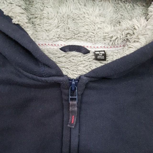 Áo khoác nỉ UNIQLO lót lông cừu size 110