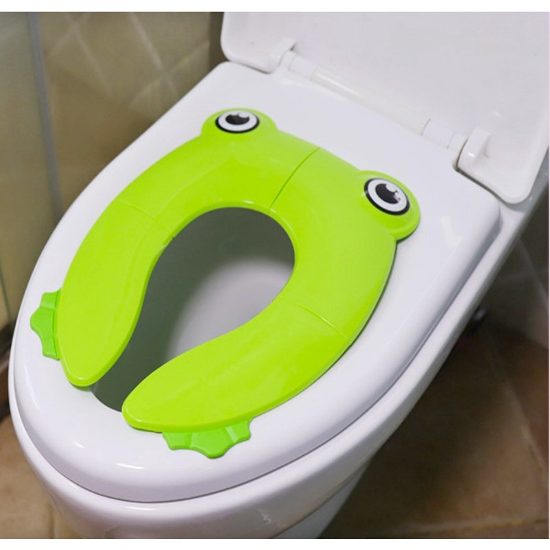 Nắp thu gọn bồn cầu cho bé đi vệ sinh có thể gắp gọn mang đi