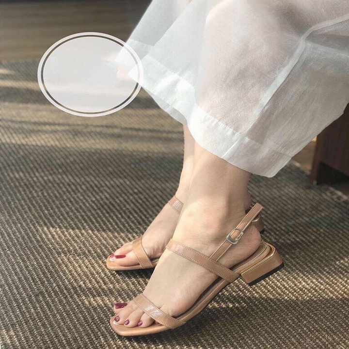 Sandal nữ đế bệt free ship 2 quai mảnh da bóng cực xinh 101