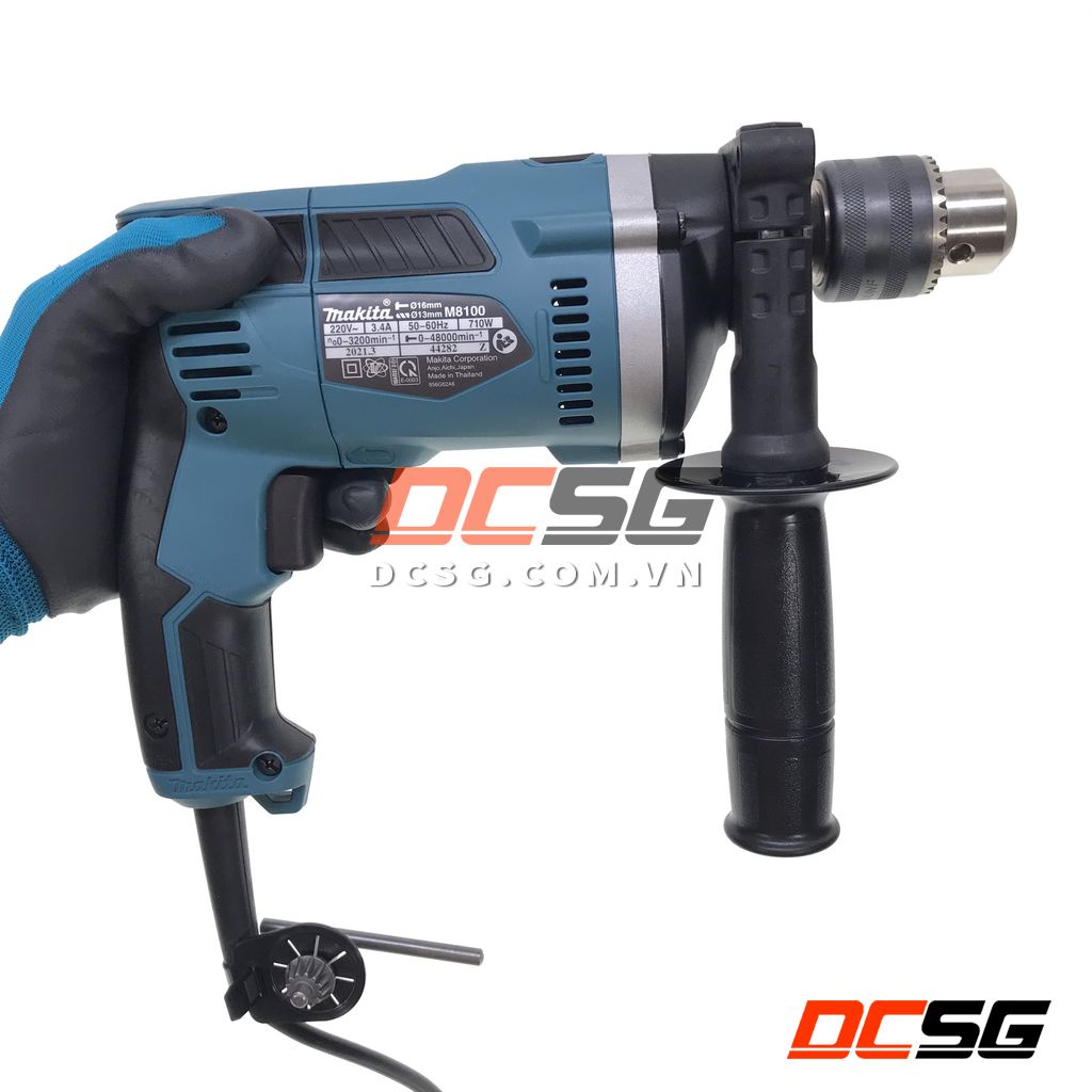Máy khoan búa 16/13/30mm dùng điện 710W Makita M8100B