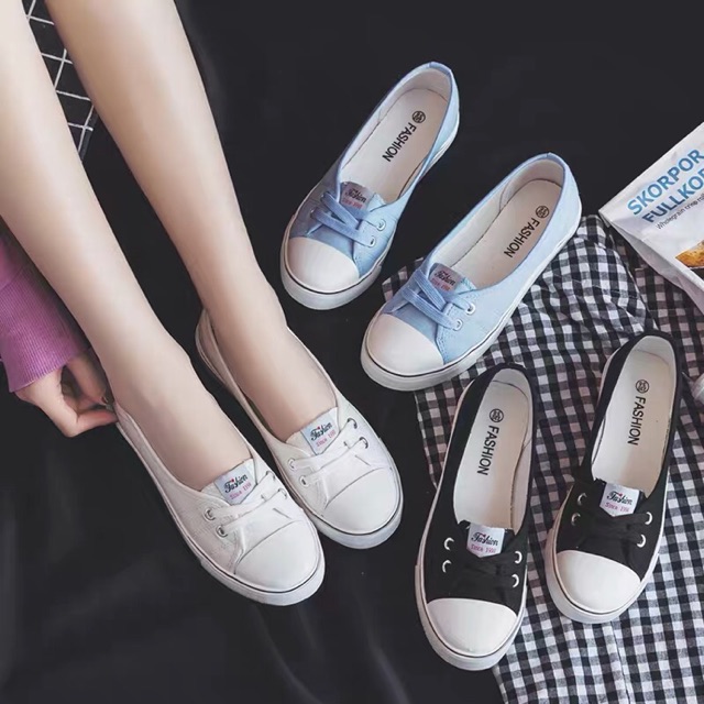 Giày thể thao giả búp bê