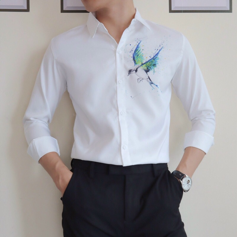 ÁO SƠ MI NAM TRẮNG ĐEN IN HOẠ TIẾT TAY DÀI CỔ BẺ ĐI LÀM, CÔNG SỞ, ĐI CHƠI, ĐI TIỆC MẶC ÔM NGƯỜI