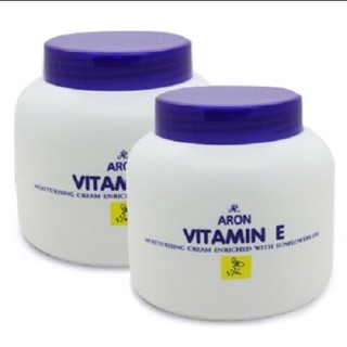 Kem dưỡng ẩm vitamin e aron