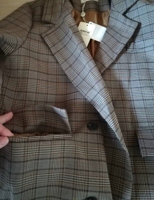 (Order 7-10 ngày) Áo blazer kẻ nâu kèm ảnh thật | BigBuy360 - bigbuy360.vn