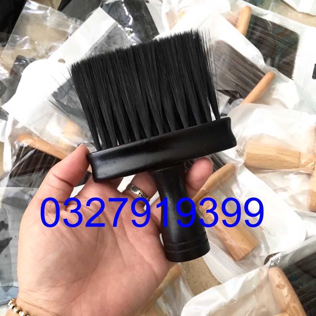 ✅ Chổi phủi tóc cán gỗ Barber K30