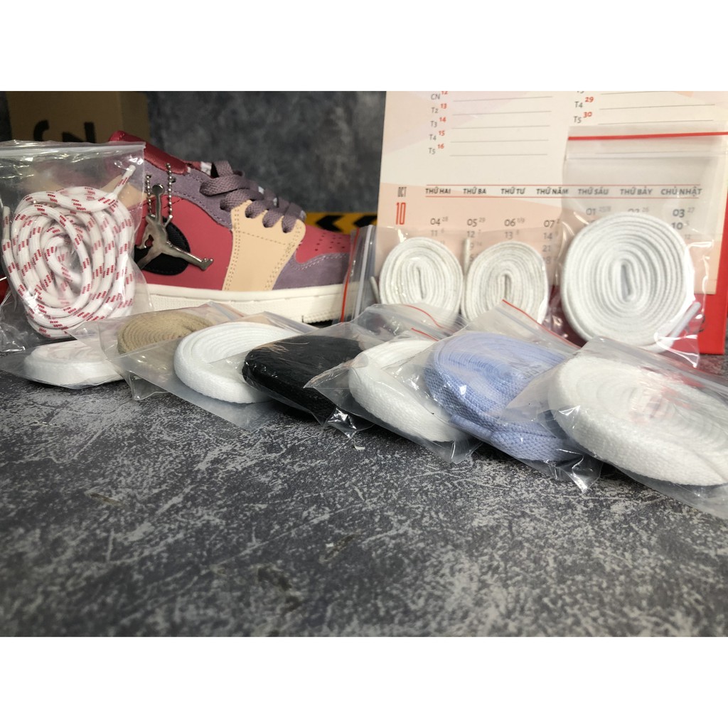 Tặng Dây giày trơn đủ màu khi mua giày