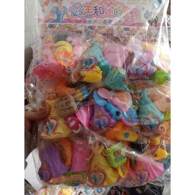 Bảng 9 bộ đồ chơi công chúa cho bé gái