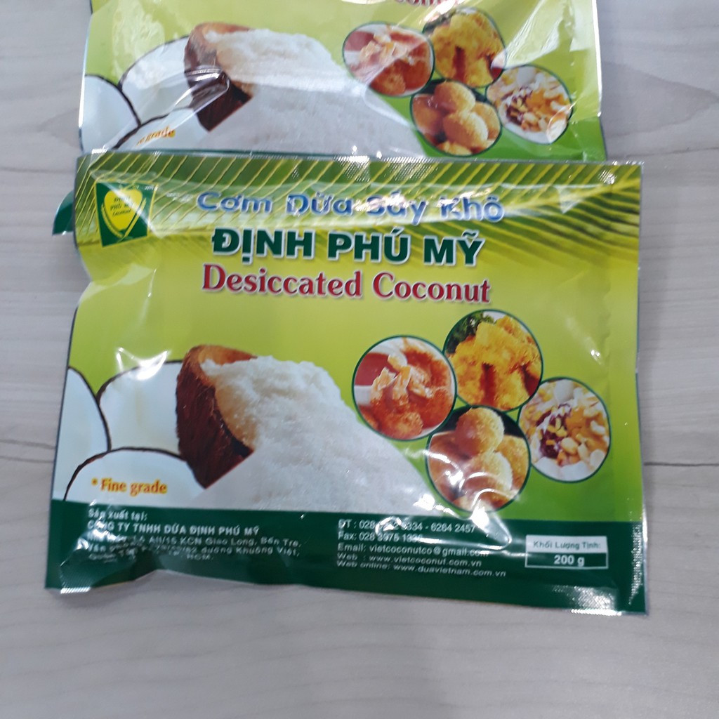 Cơm dừa sấy khô định phú mỹ 200g