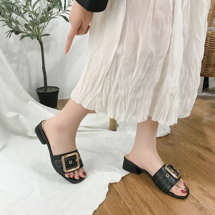 Xăng đan Nữ Đế Thấp Mũi Tròn Trang Trí Thời Trang