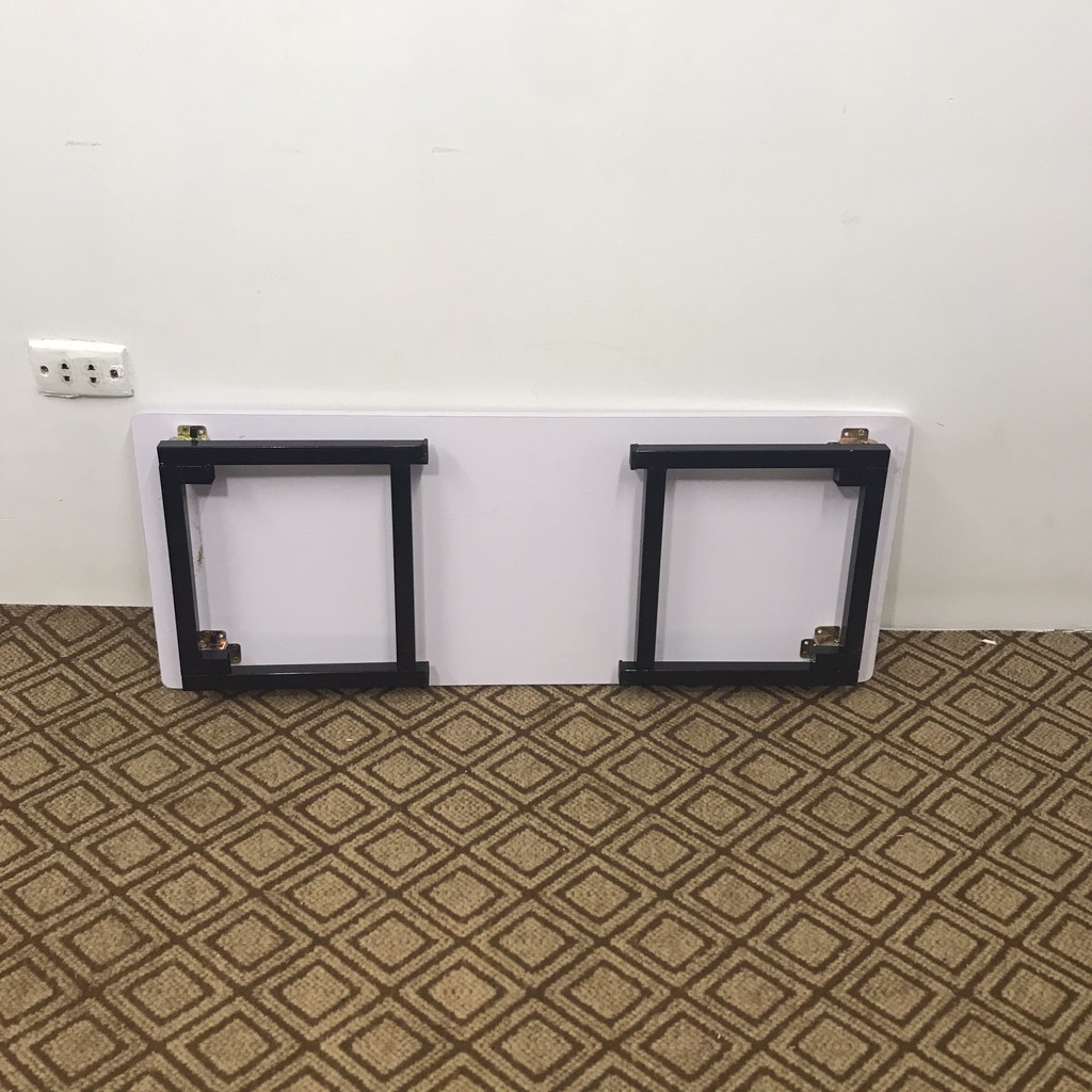 Bàn gỗ 𝐠𝐚̂́𝐩 𝐠𝐨̣𝐧 chân sắt, dùng để làm việc, bàn ăn, dễ dàng gấp gọn khi không sử | BigBuy360 - bigbuy360.vn