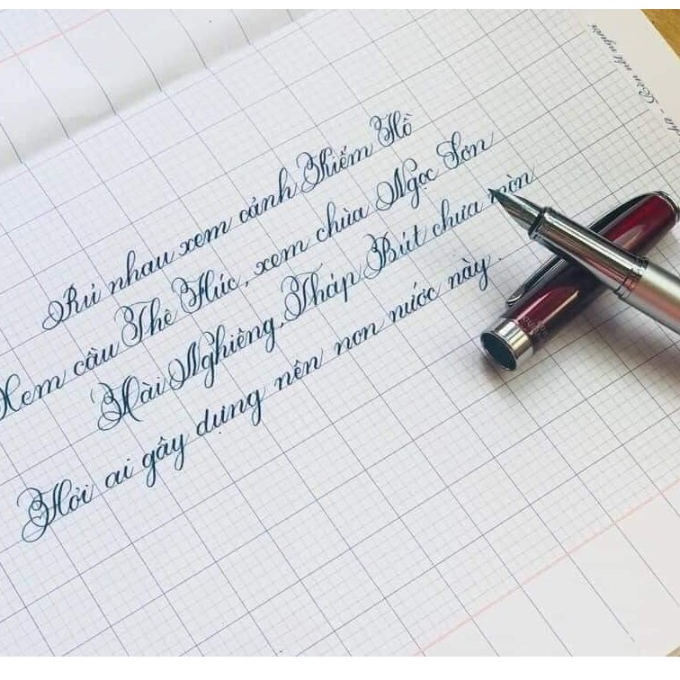 BÚT MÀI THẦY ÁNH LUYỆN CHỮ ĐẸP-SH008