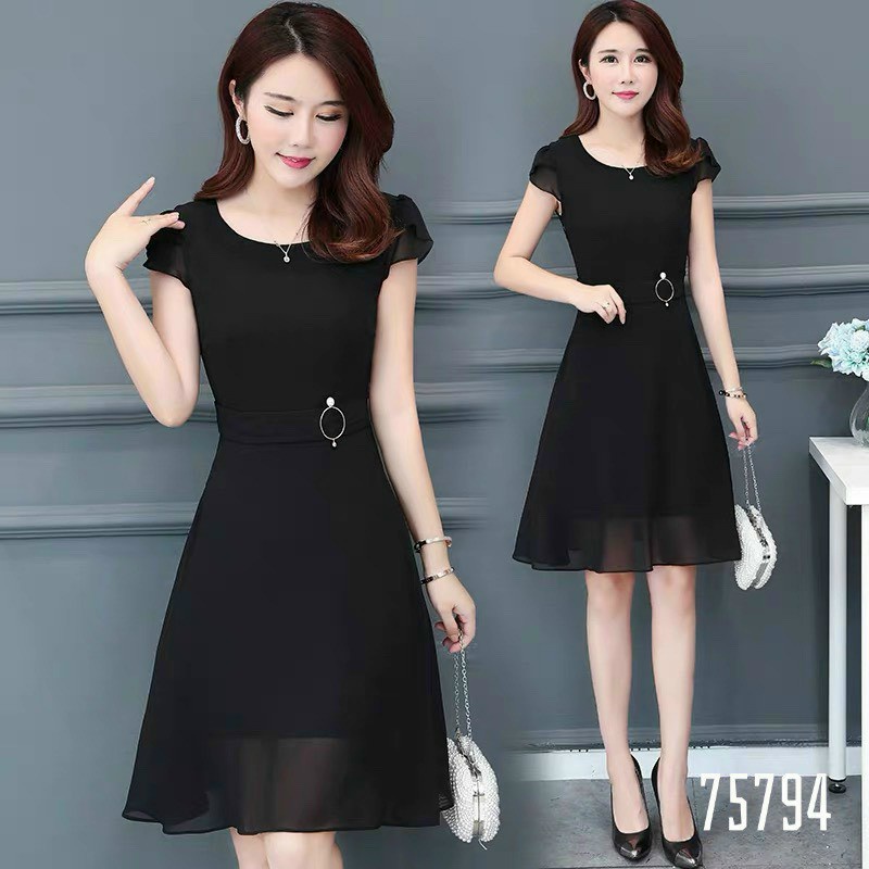 Váy đầm trung niên cho mẹ dự tiệc màu đen dáng xòe tay ngắn cổ tròn đính đá Linhnastore