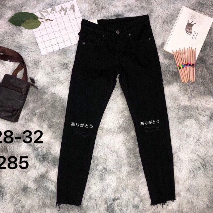 Quần jean nam đen rách vá da trắng chất bò co giãn tốt cao cấp- AHFASHION