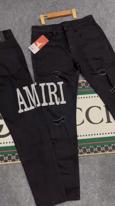 Quần jean nam CAO CẤP giá rẻ in họa tiết chữ phối loang chất bò vải dày mẫu mới hot trend | BigBuy360 - bigbuy360.vn