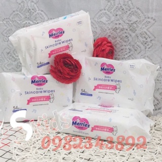 Khăn ướt Merries cho bé gói 54 tờ