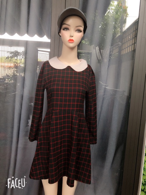 Đầm xoè  tay dài họa tiết combo