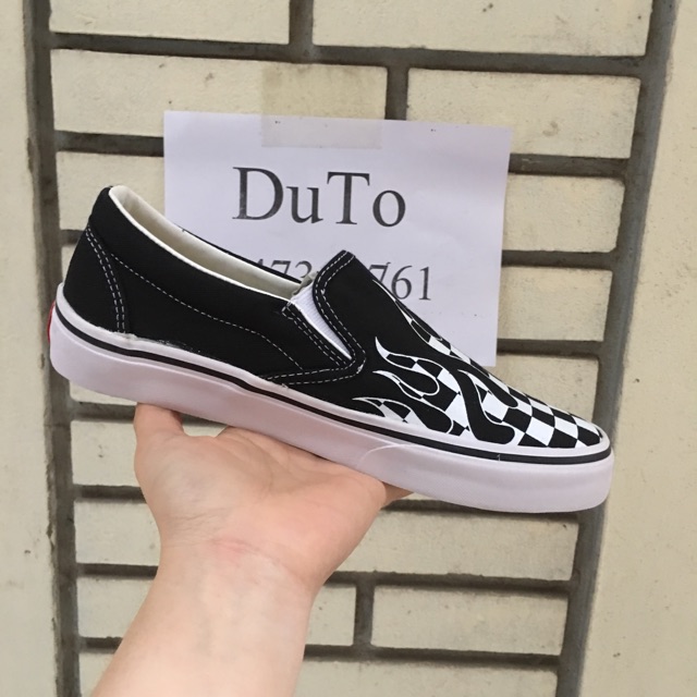 Giày thể thao 𝐕𝐀𝐍𝐒 lười caro lửa Đen trắng size 36->43 NAM NỮ