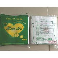 Tấm lót phân xu Hoài An dành cho trẻ sơ siinh, giấy lót chống thấm cho trẻ 3 lớp loại đẹp (bịch đại 15 tờ)