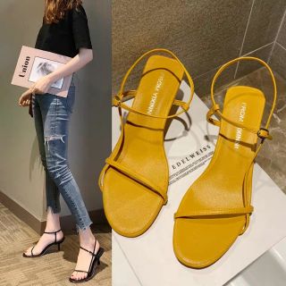 Giày cao gót dây mảnh