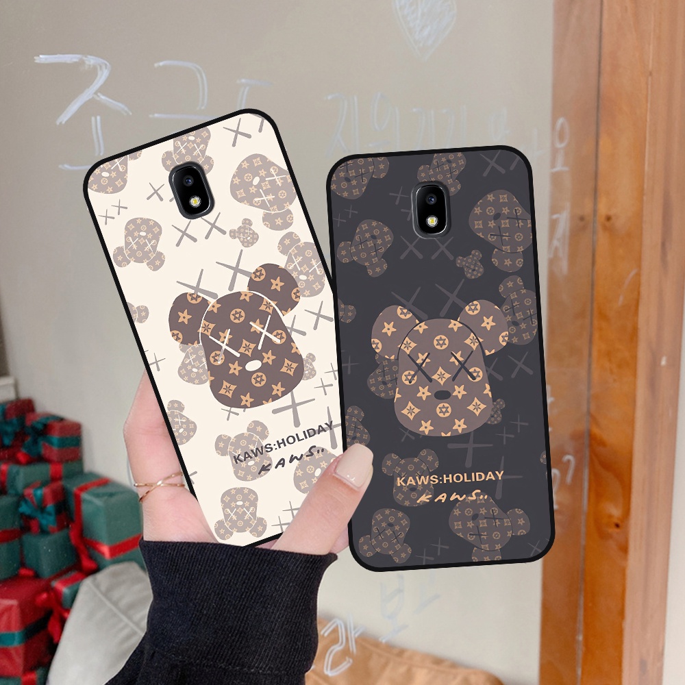 Ốp lưng Samsung J3 Pro - J5 Pro - J7 Pro - J7 Plus in hình họa tiết Mountain, Be@rbrick dễ thương (T13 - T18)