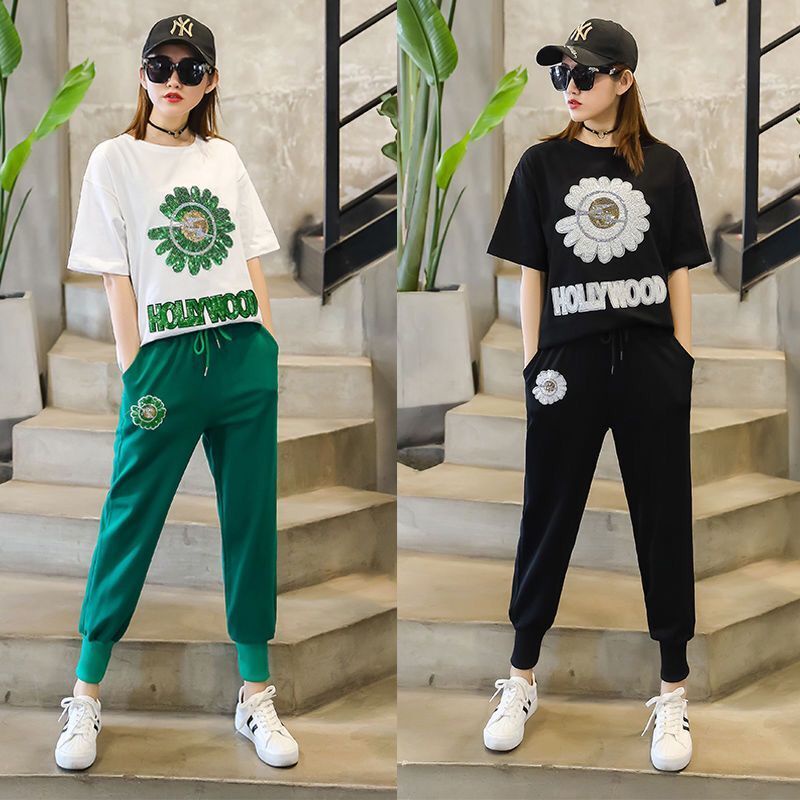 Bộ đồ thể thao áo tay ngắn kèm quần dài phong cách Hàn Quốc mùa xuân cho nữ