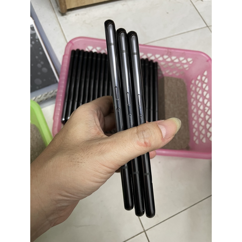 Điện thoại LG V50 thinQ