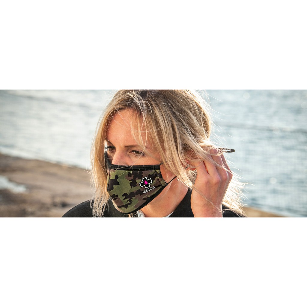 Khẩu Trang nam/nữ vải tái sử dụng và kháng khuẩn 3 Lớp Muc Off Reusable Face Mask - Camo