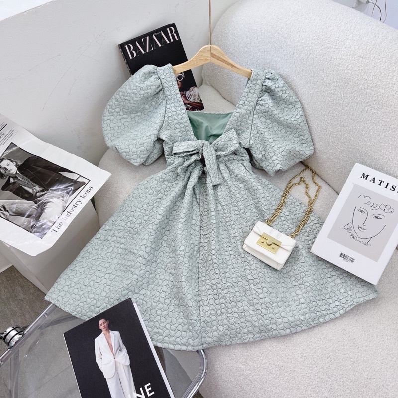 ĐẦM BBD GẤM XỐP CỔ VUÔNG TAY BỒNG ✨