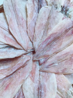 Mực khô câu Phú Quốc (27-32 con/kg)