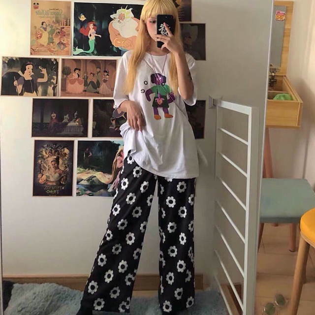 Quần Cartoon Hoa Đen/Cartoon Pant Ảnh Thật