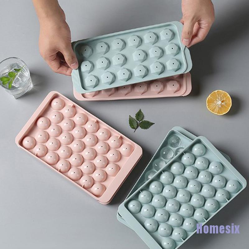 Khuôn nhựa làm đá viên hình tròn có nắp đậy tiện dụng cho tủ lạnh