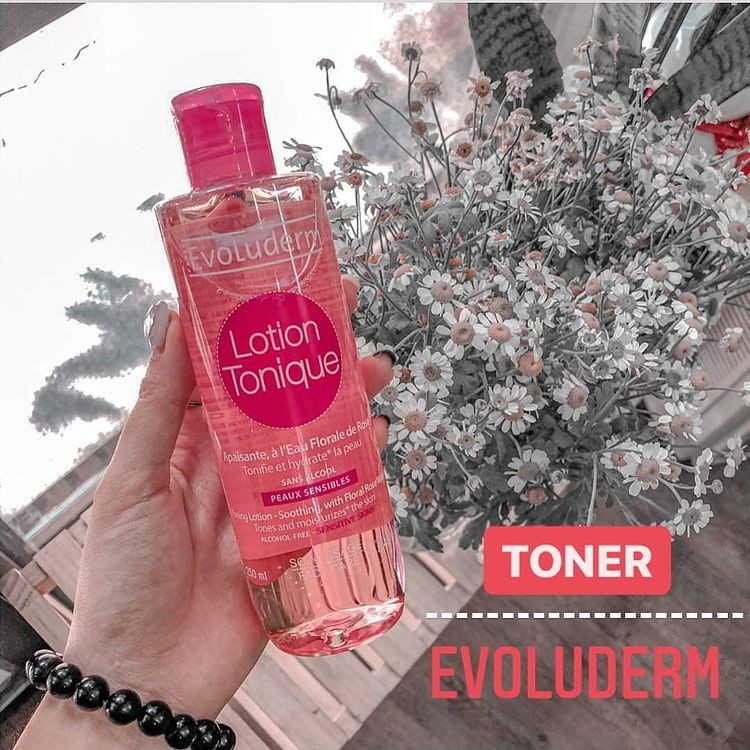 Nước Hoa Hồng Evolumder Lotion Tonique sáng da, se khít lỗ chân lông