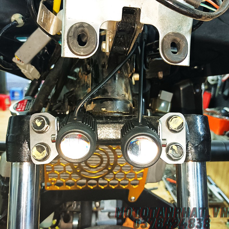 Cặp pat bắt đèn mini Winner, Winner X