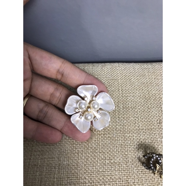 Stiker gắn dép cross