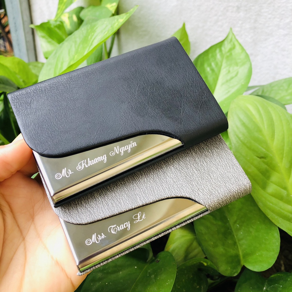 Mẫu Ví Đựng Danh Thiếp Khắc Tên Và Logo Theo Yêu Cầu Của Khách.