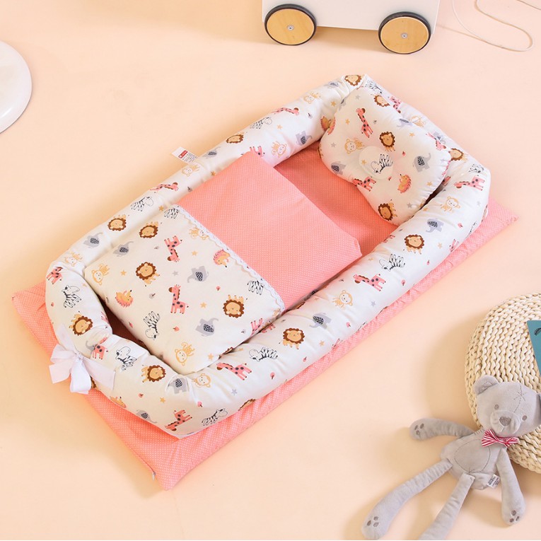 Combo giường nệm cao cấp cho bé thương hiệu Hinata N02 - Có kèm chăn