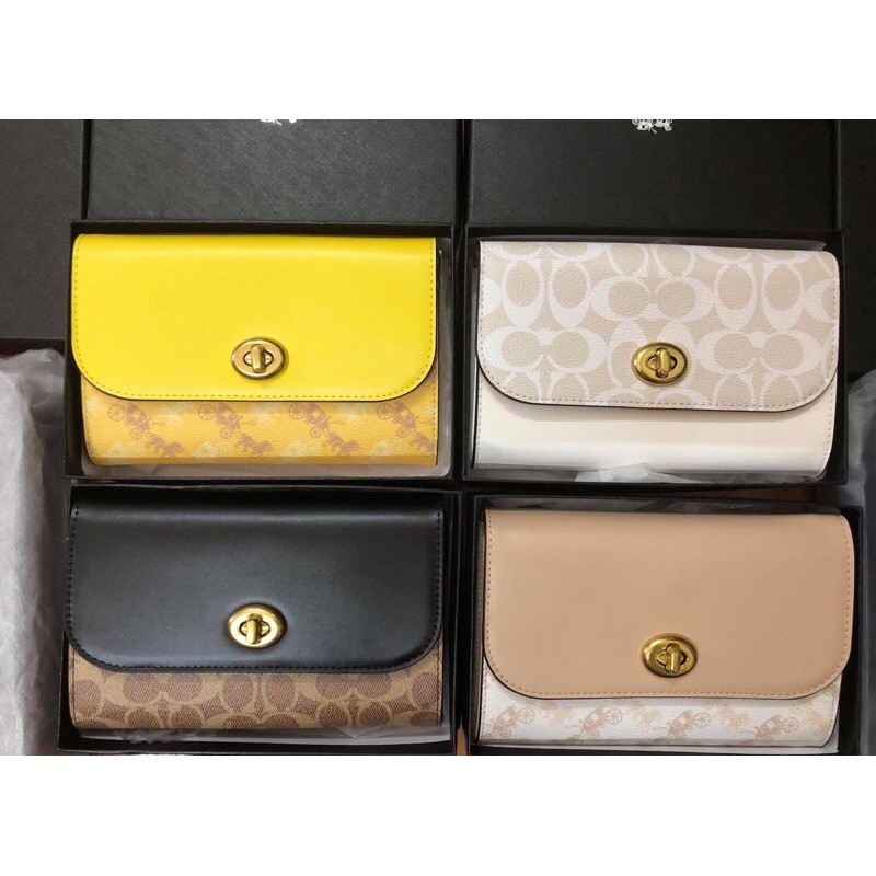 Clutch cầm tay đeo chéo