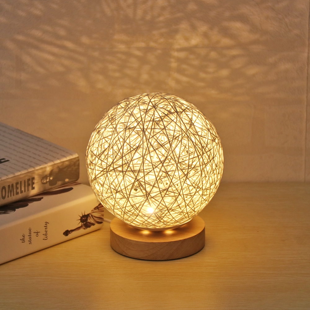 Đèn ngủ bóng LED hình dạng quả cầu tròn vân dệt tay bằng gỗ