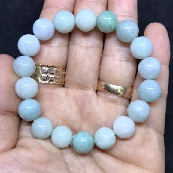 VÒNG TAY NGỌC CẨM THẠCH JADE A TRẮNG XANH 10LY