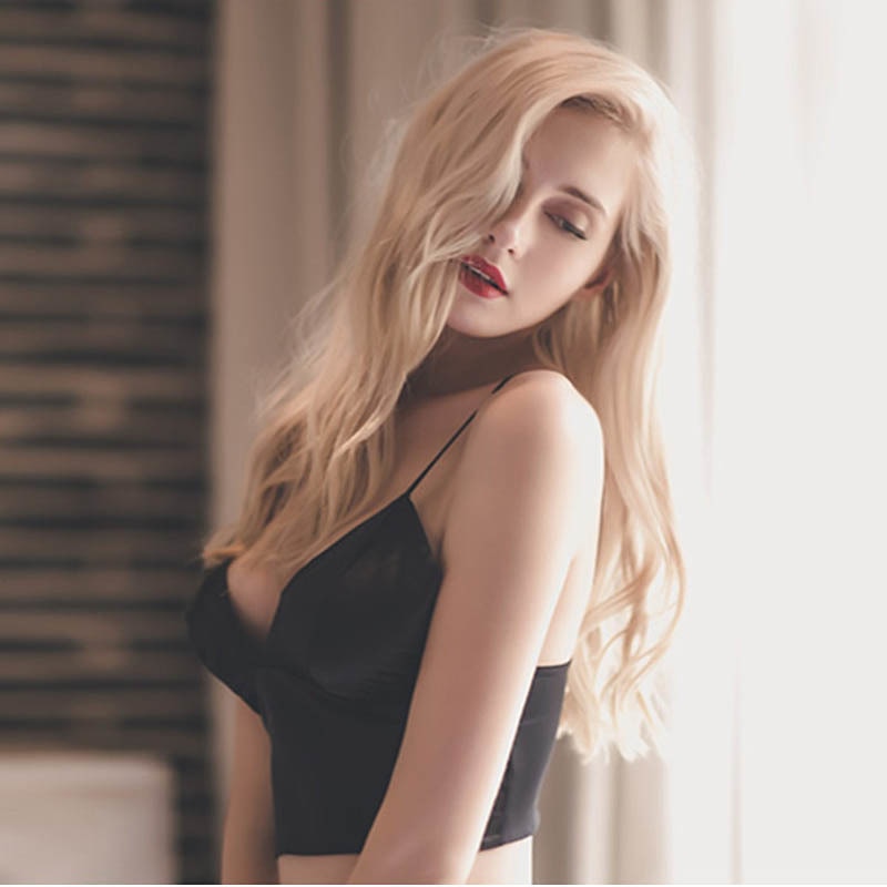 Áo Dáng Ngắn Hai Dây Hở Lưng Quyến Rũ Cổ Xẻ Sâu Cho Nữ | BigBuy360 - bigbuy360.vn