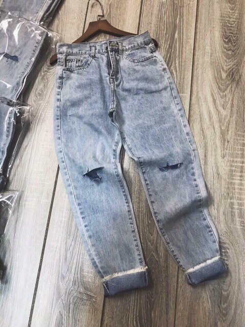 Quần baggy jeans rách gối